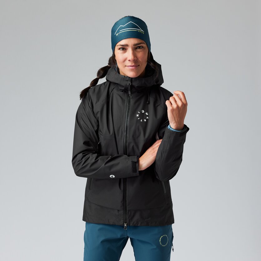 Martini Sportswear - GO 4 IT - Hardshell Jacken in black - Vorderansicht Model - Damen