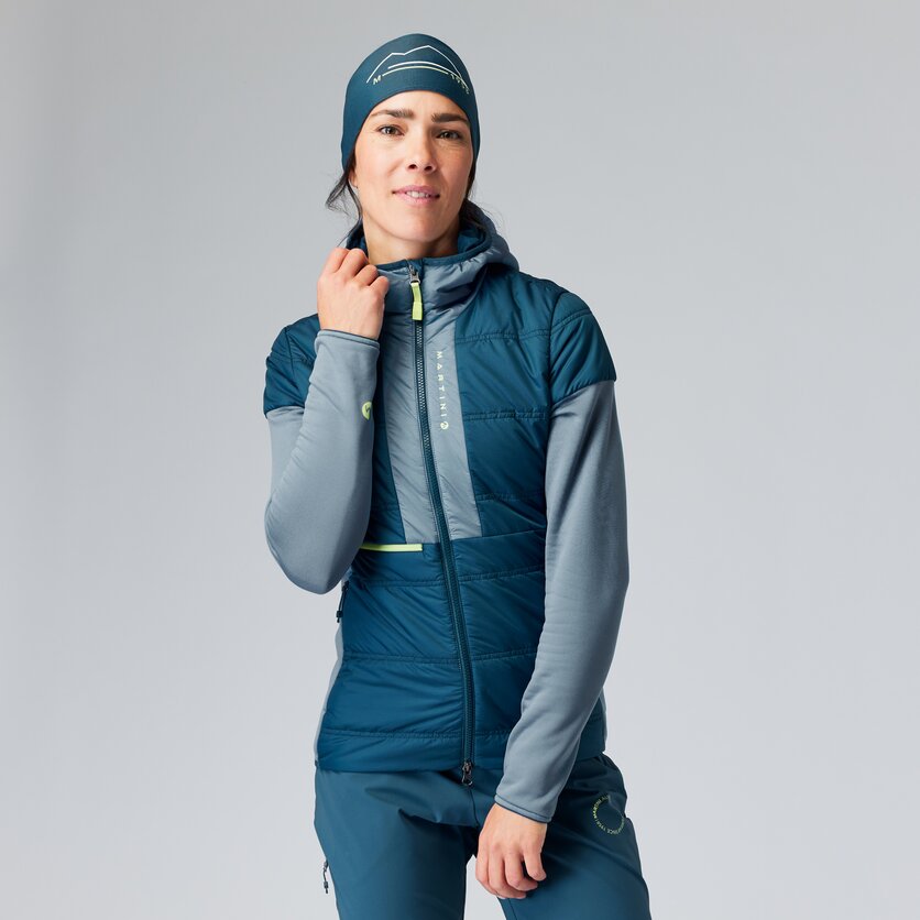 Martini Sportswear - ANVIL - Hybrid jackets in black - front view model - Women